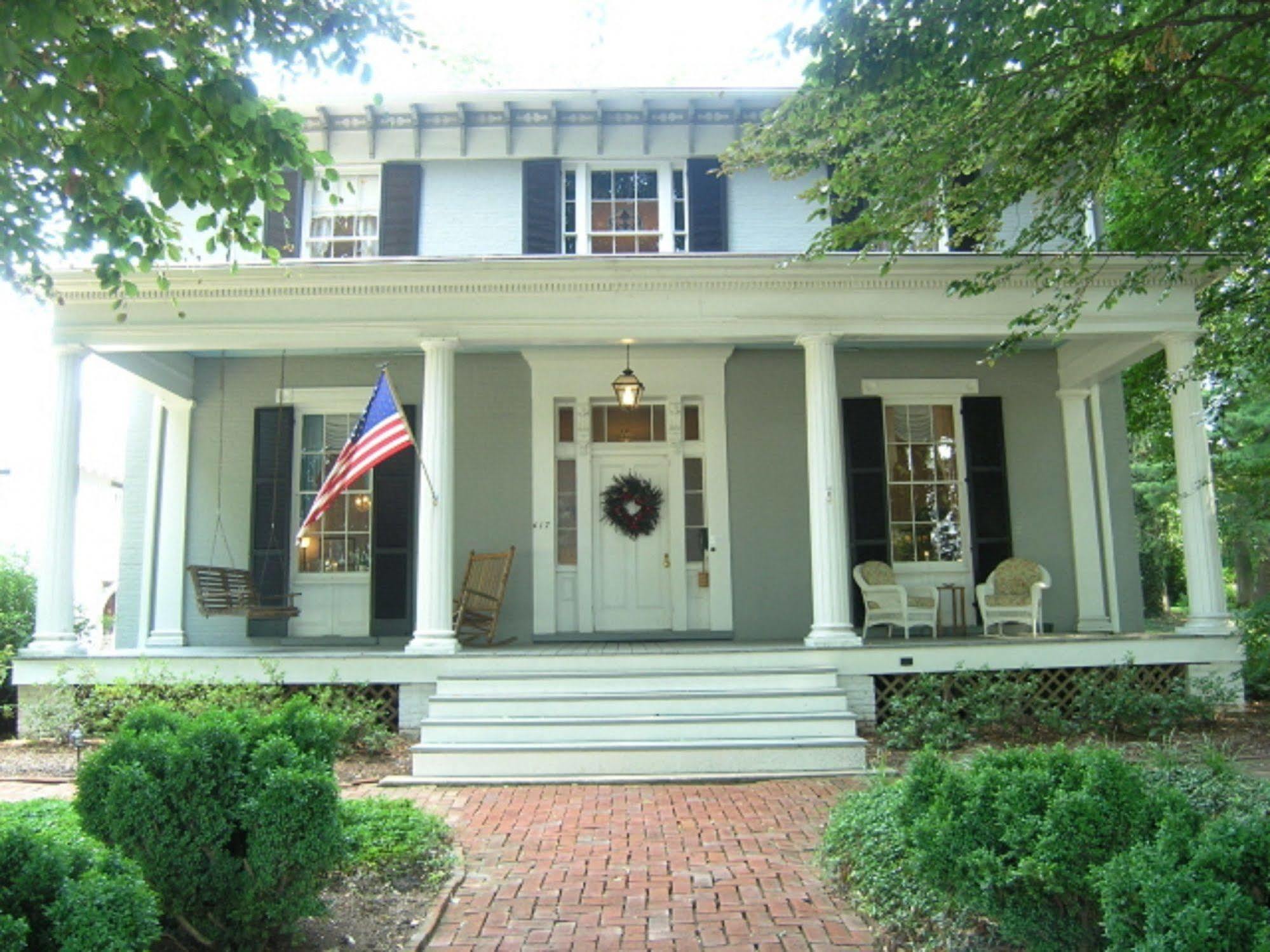 The Carriage Inn Bed And Breakfast تشارلز تاون المظهر الخارجي الصورة